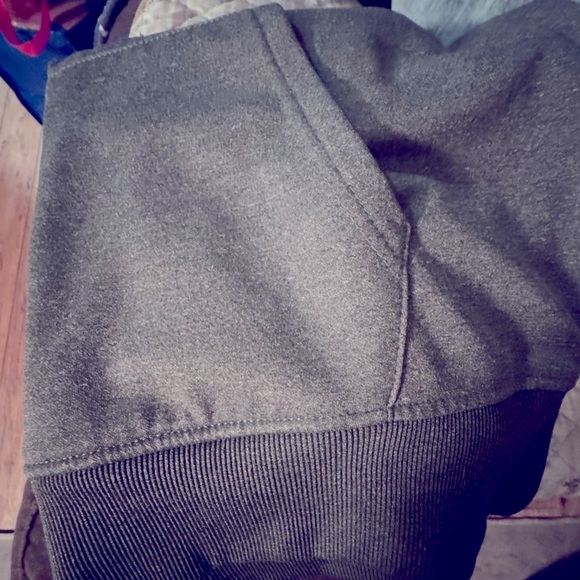 Winnipeg Jets Gray Hoodie by Fanatics. Size L EUC - Picture 9 of 12